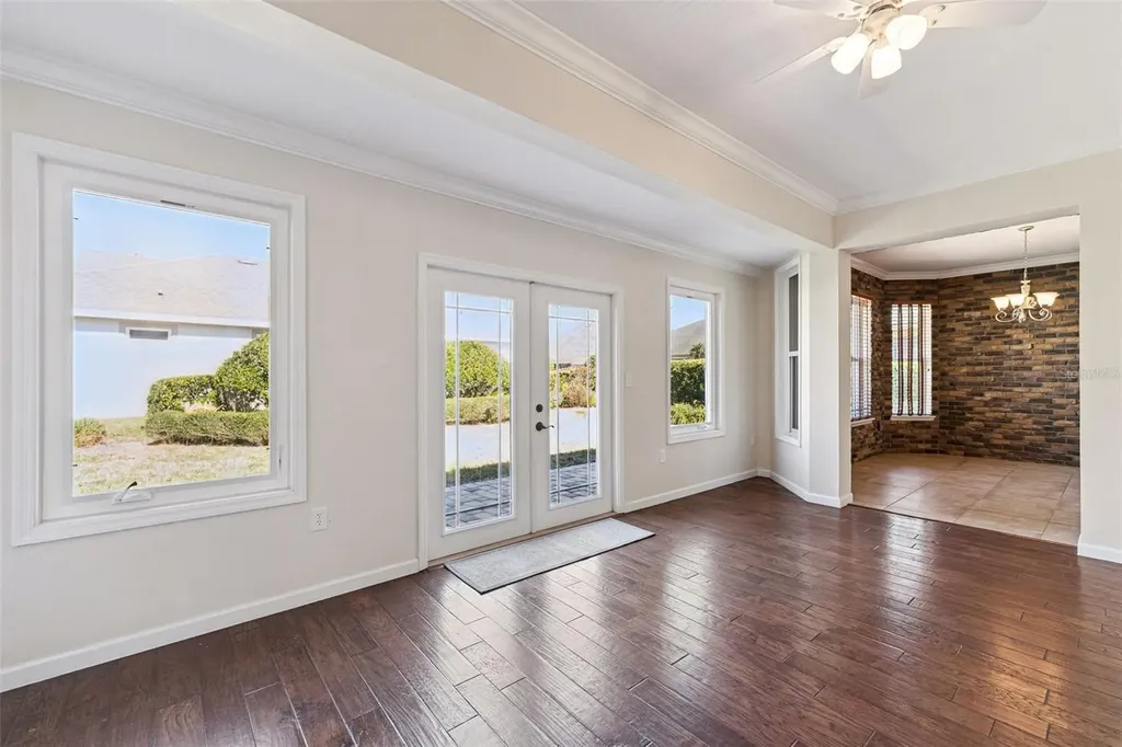 1627 Victoria Gardens Drive Deland FL 32724
