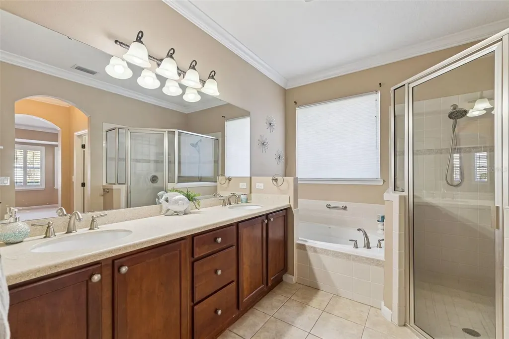 1627 Victoria Gardens Drive Deland FL 32724