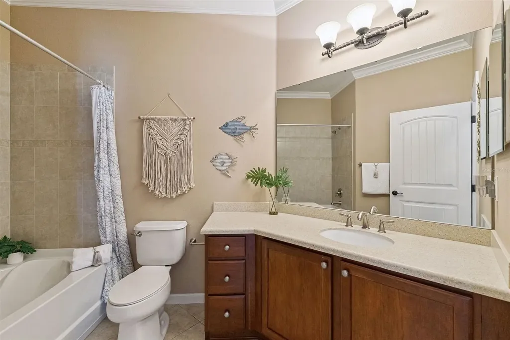 1627 Victoria Gardens Drive Deland FL 32724