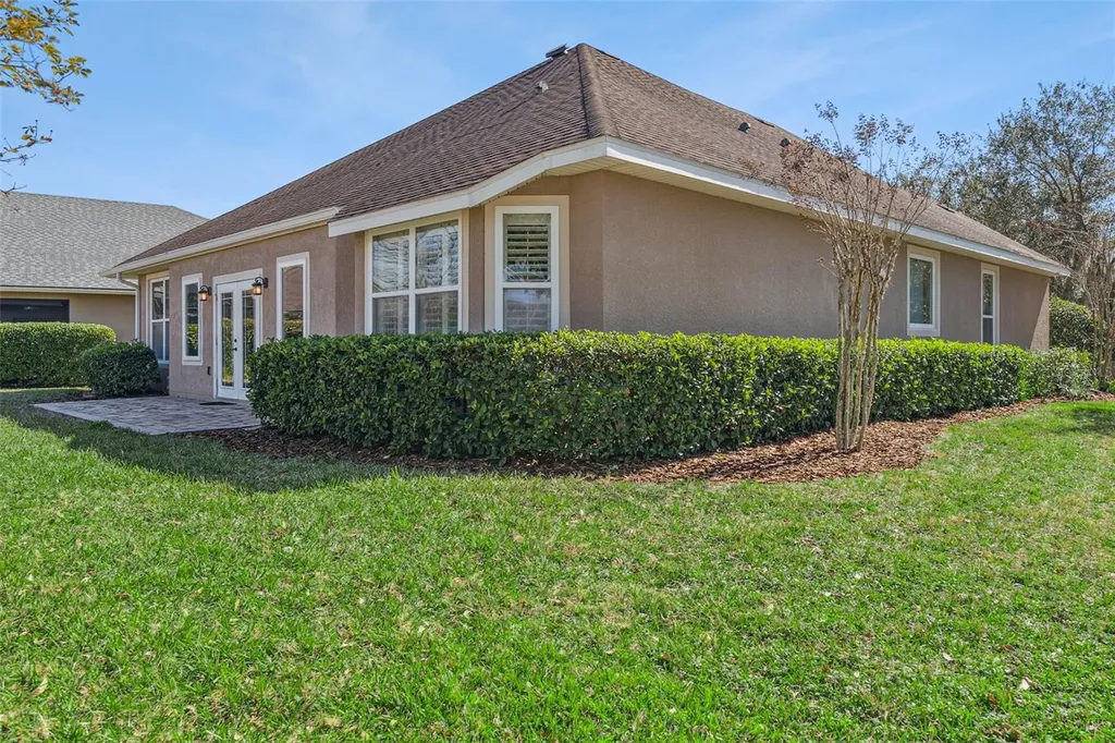 1627 Victoria Gardens Drive Deland FL 32724