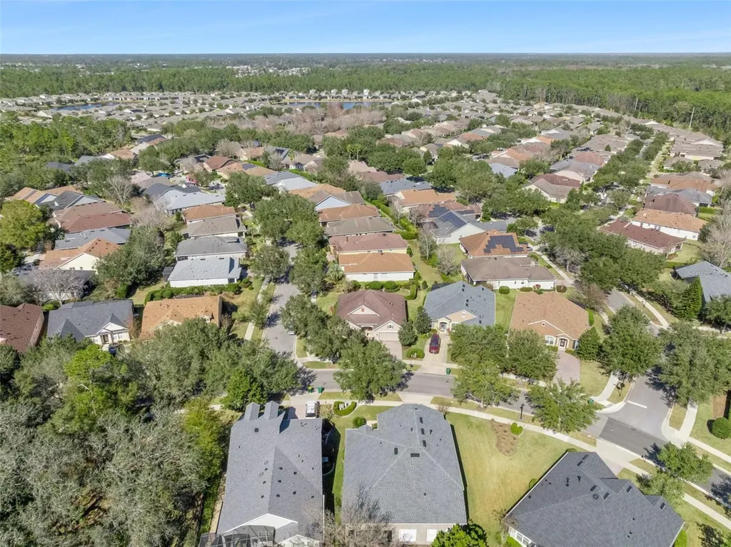 1627 Victoria Gardens Drive Deland FL 32724