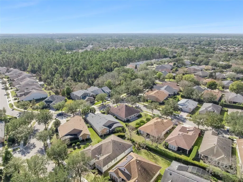 1627 Victoria Gardens Drive Deland FL 32724