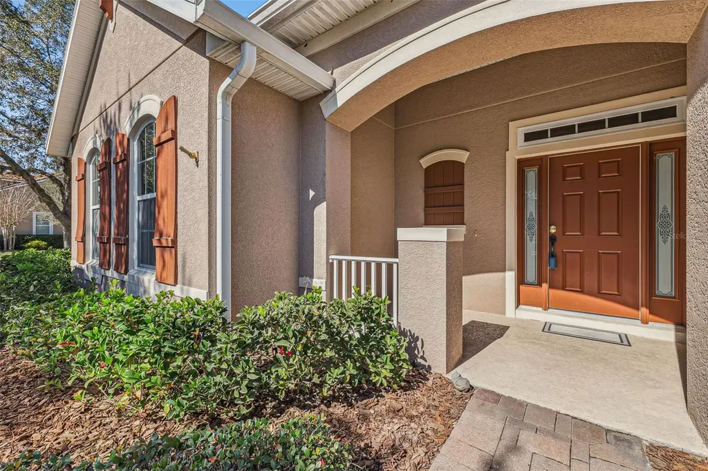 1627 Victoria Gardens Drive Deland FL 32724