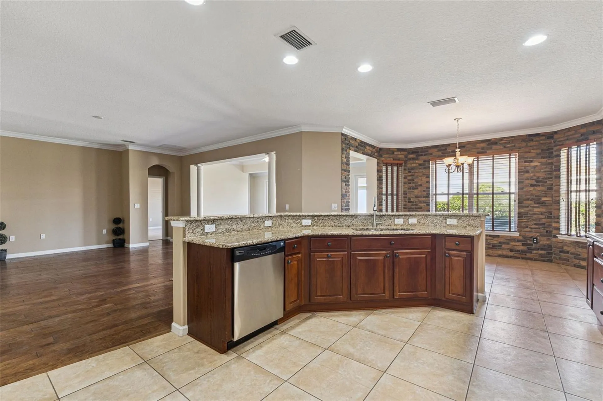1627 Victoria Gardens Drive Deland FL 32724