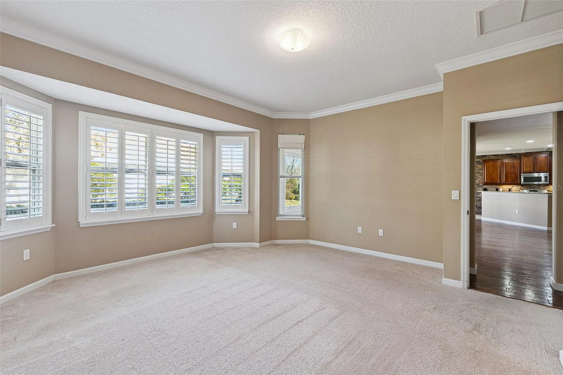 1627 Victoria Gardens Drive Deland FL 32724