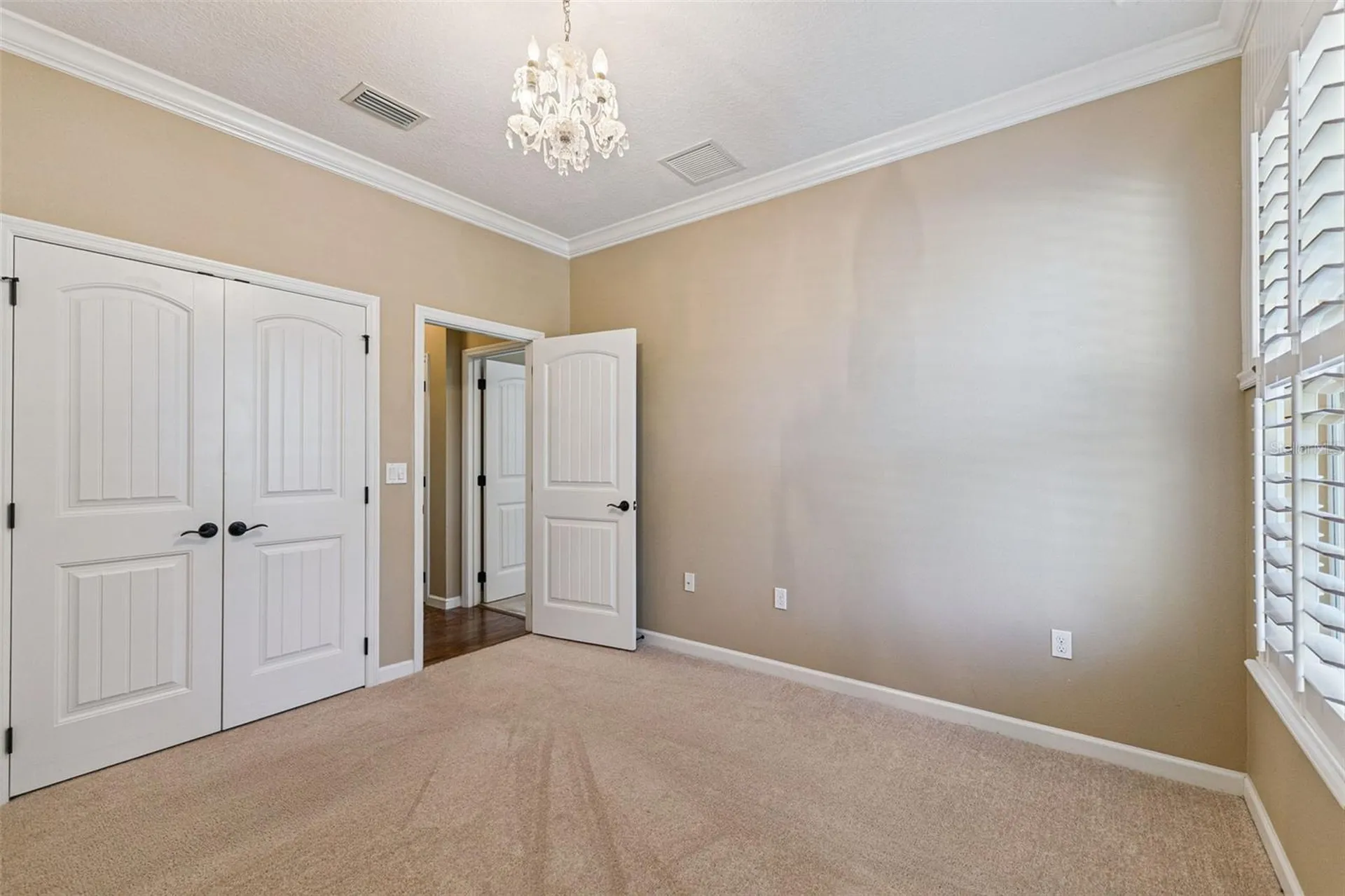 1627 Victoria Gardens Drive Deland FL 32724