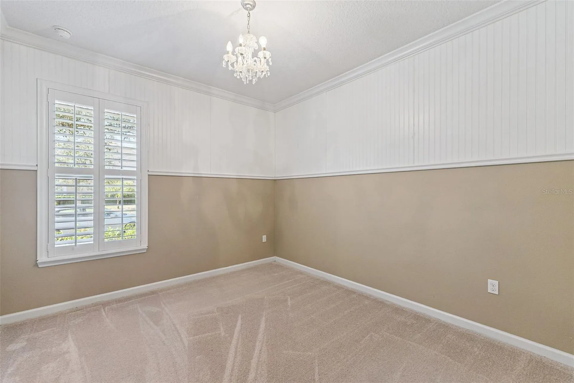 1627 Victoria Gardens Drive Deland FL 32724