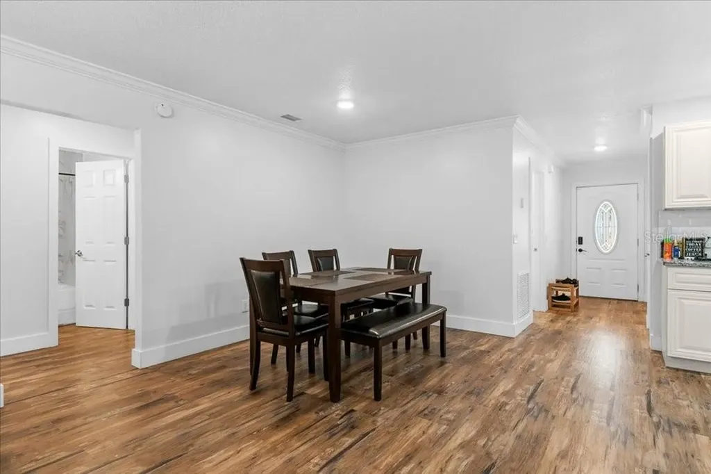 2090 8th Avenue Deland FL 32724