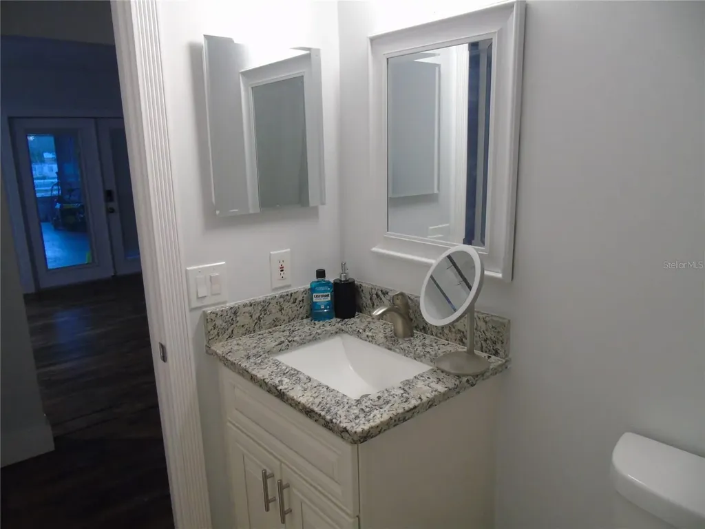 2090 8th Avenue Deland FL 32724