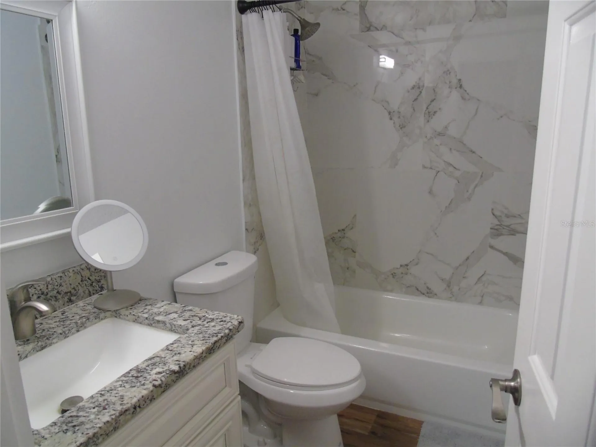 2090 8th Avenue Deland FL 32724