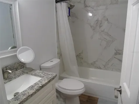 2090 8th Avenue Deland FL 32724