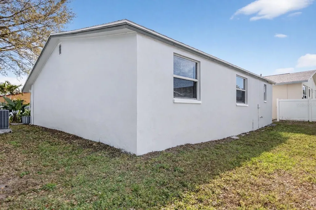 1018 Osprey Court Dunedin FL 34698