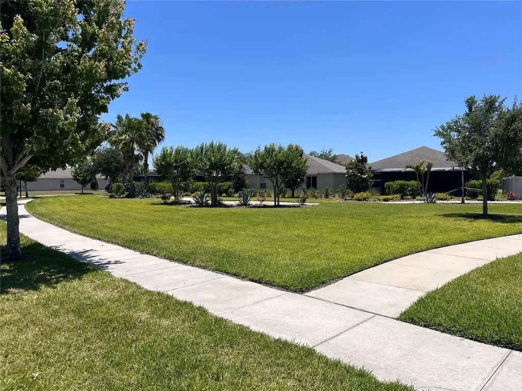4904 Babbling Brook Lane Wimauma FL 33598