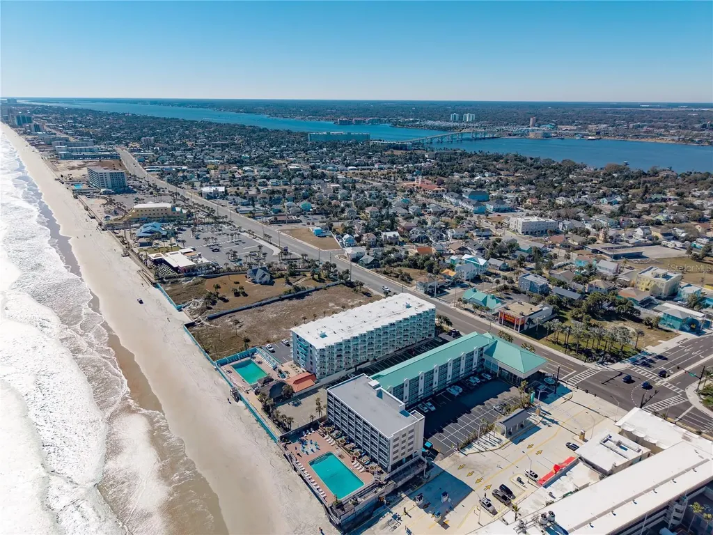 313 S Atlantic Avenue Daytona Beach FL 32118