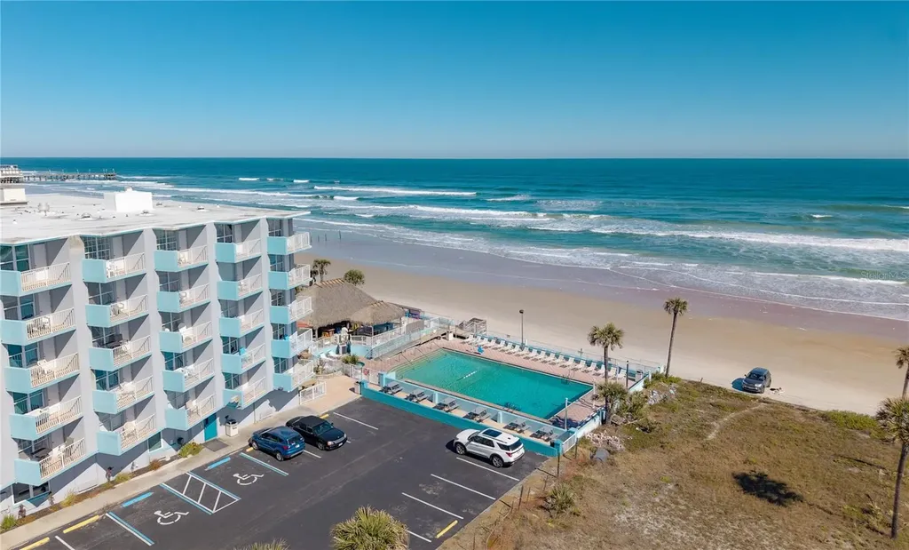 313 S Atlantic Avenue Daytona Beach FL 32118