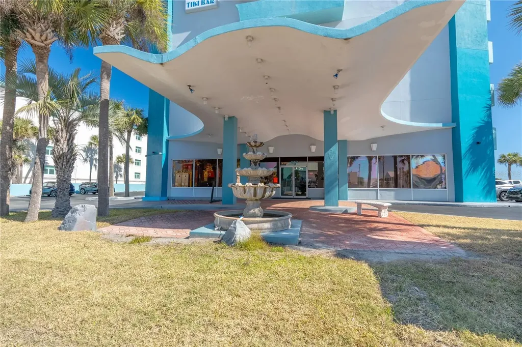 313 S Atlantic Avenue Daytona Beach FL 32118