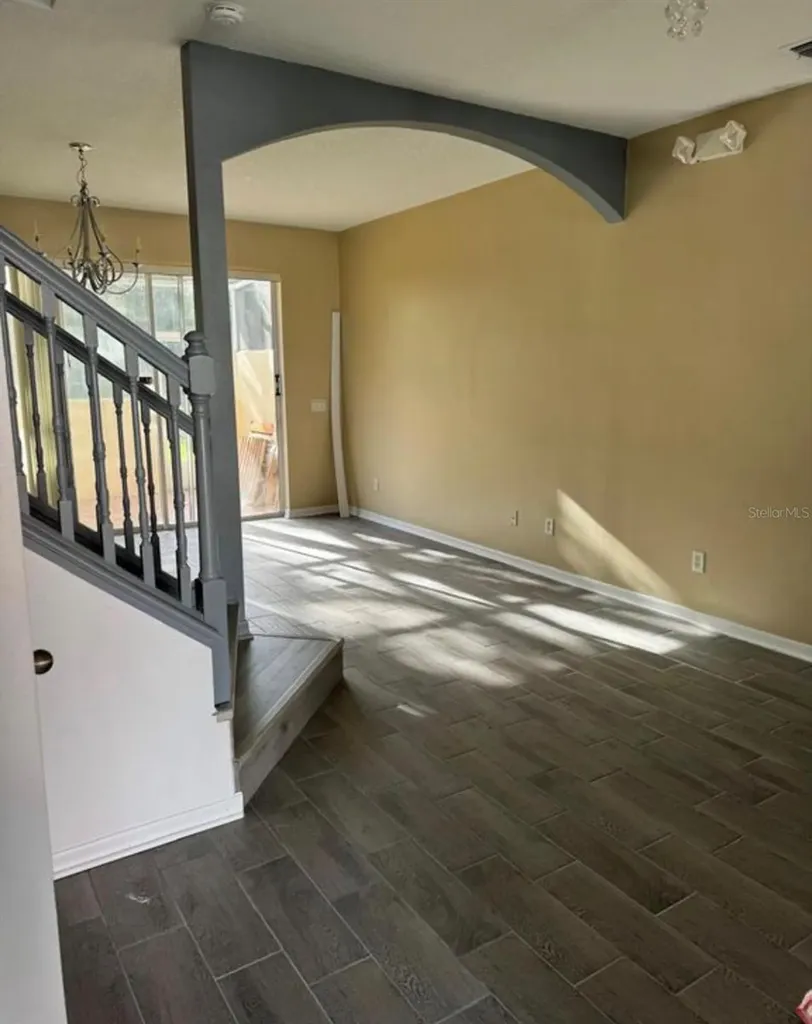 1289 S Beach Circle Kissimmee FL 34746
