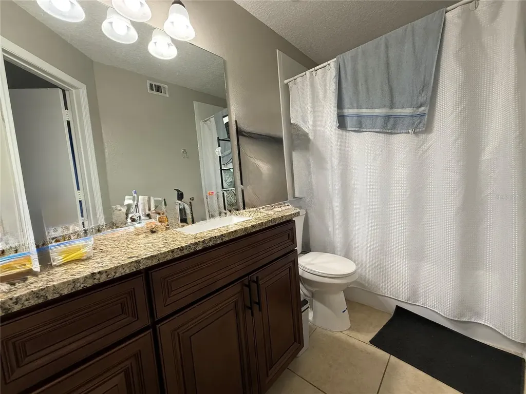 401 Fountainhead Circle Kissimmee FL 34741