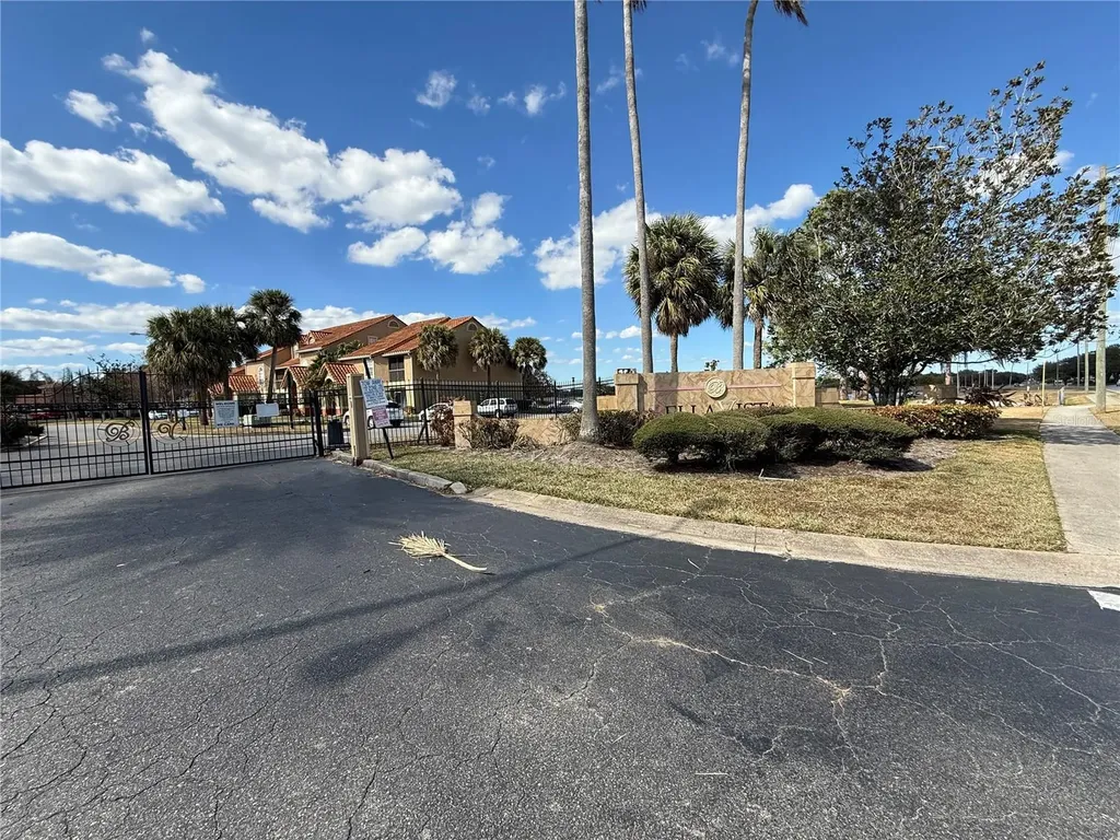 401 Fountainhead Circle Kissimmee FL 34741