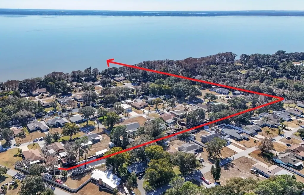 35653 Calla Court Leesburg FL 34788