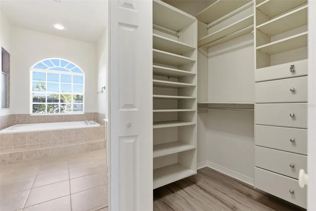 915 Vista Verde Lane Sun City Center FL 33573