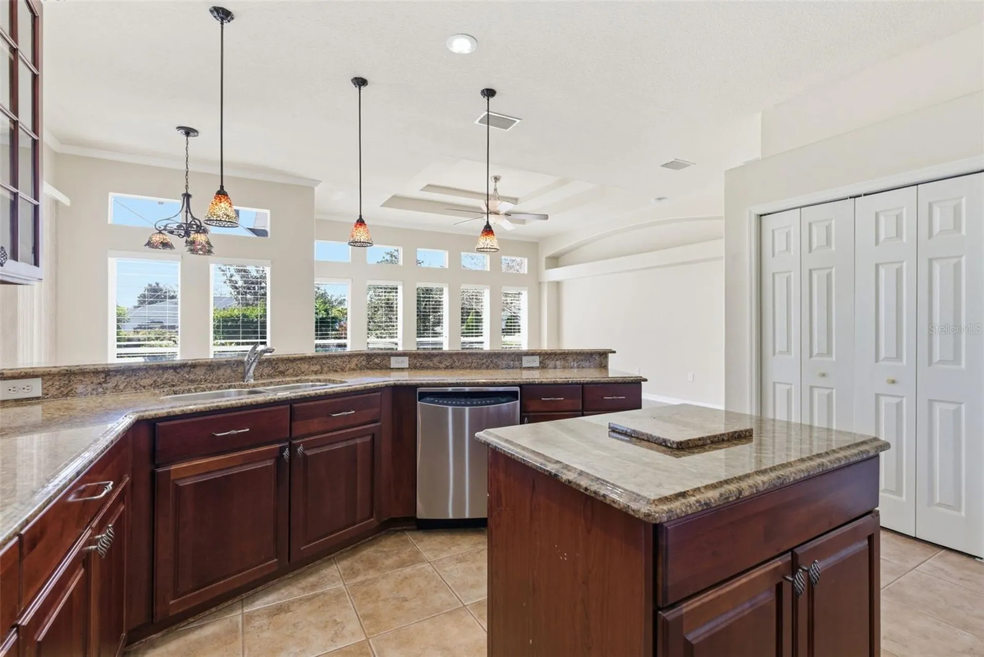 915 Vista Verde Lane Sun City Center FL 33573