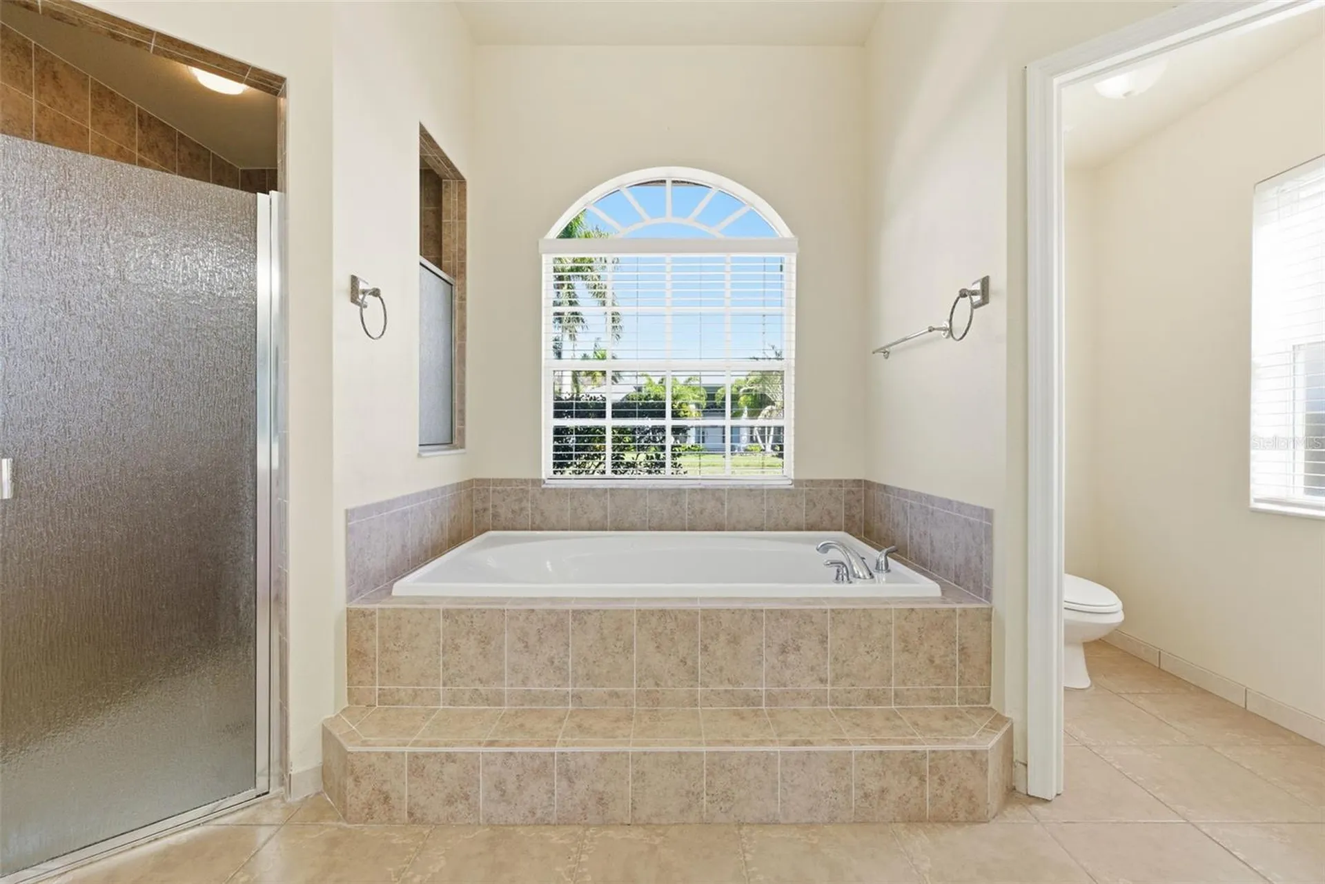 915 Vista Verde Lane Sun City Center FL 33573