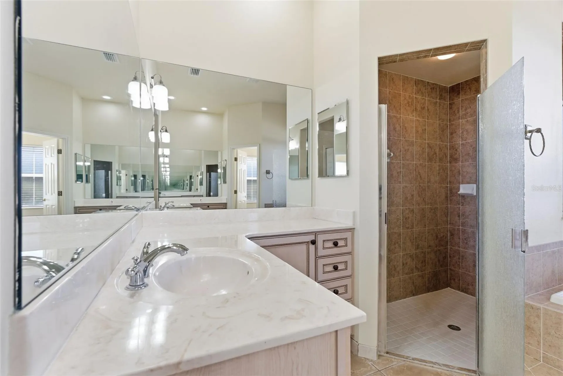915 Vista Verde Lane Sun City Center FL 33573