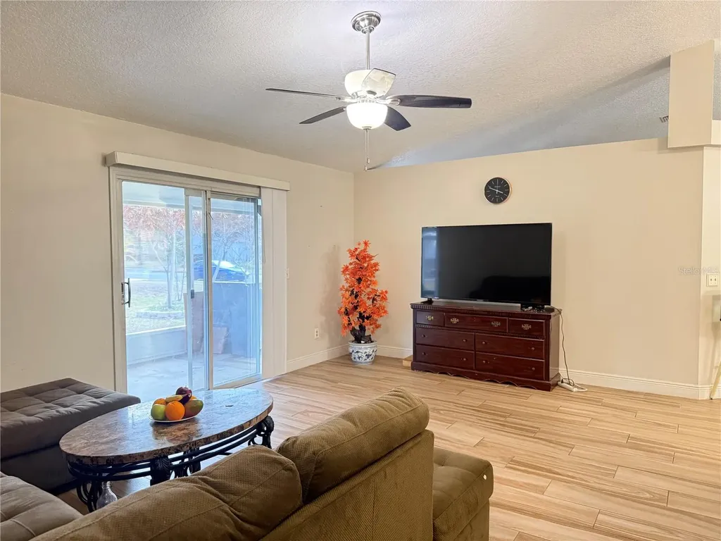8818 Reservation Drive Orlando FL 32829