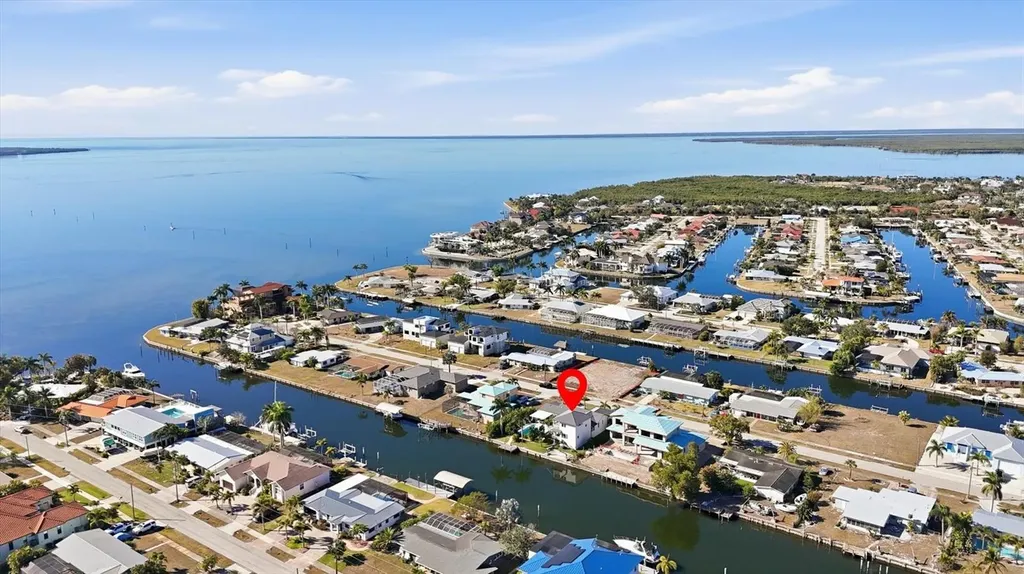 217 Bangsberg Road SE Port Charlotte FL 33952