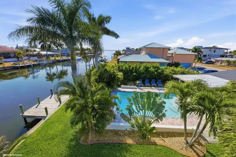 217 Bangsberg Road SE Port Charlotte FL 33952