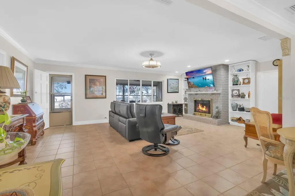 5870 Alligator Lake Shore W St Cloud FL 34771