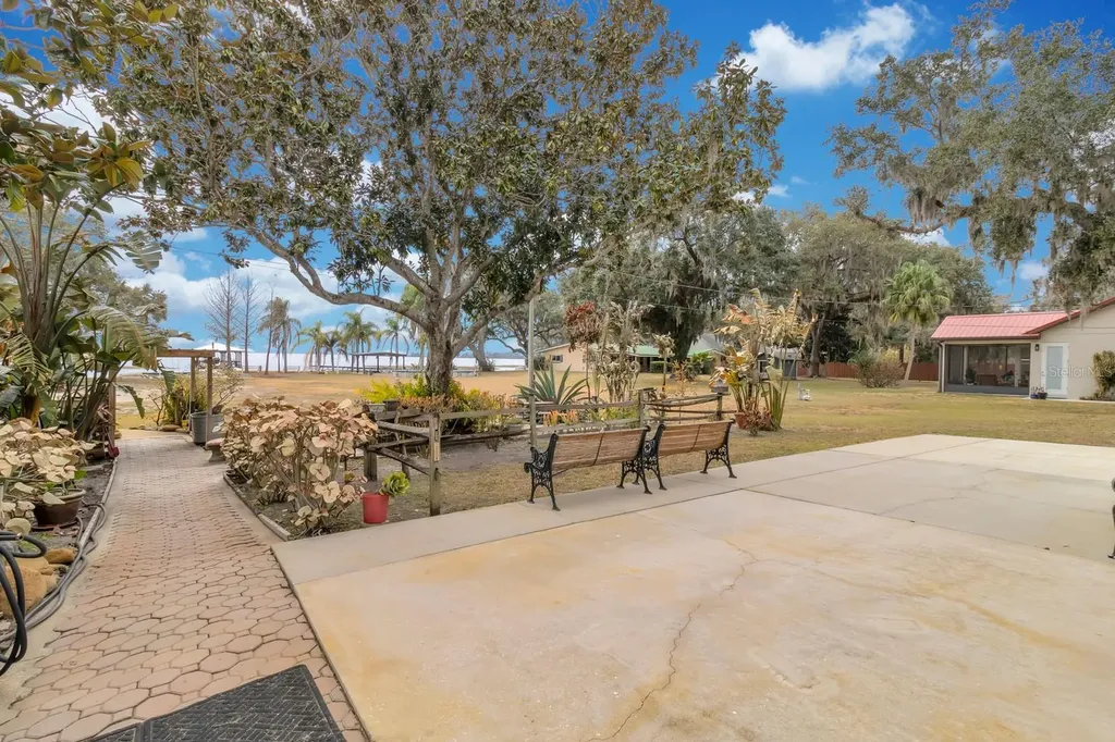5870 Alligator Lake Shore W St Cloud FL 34771