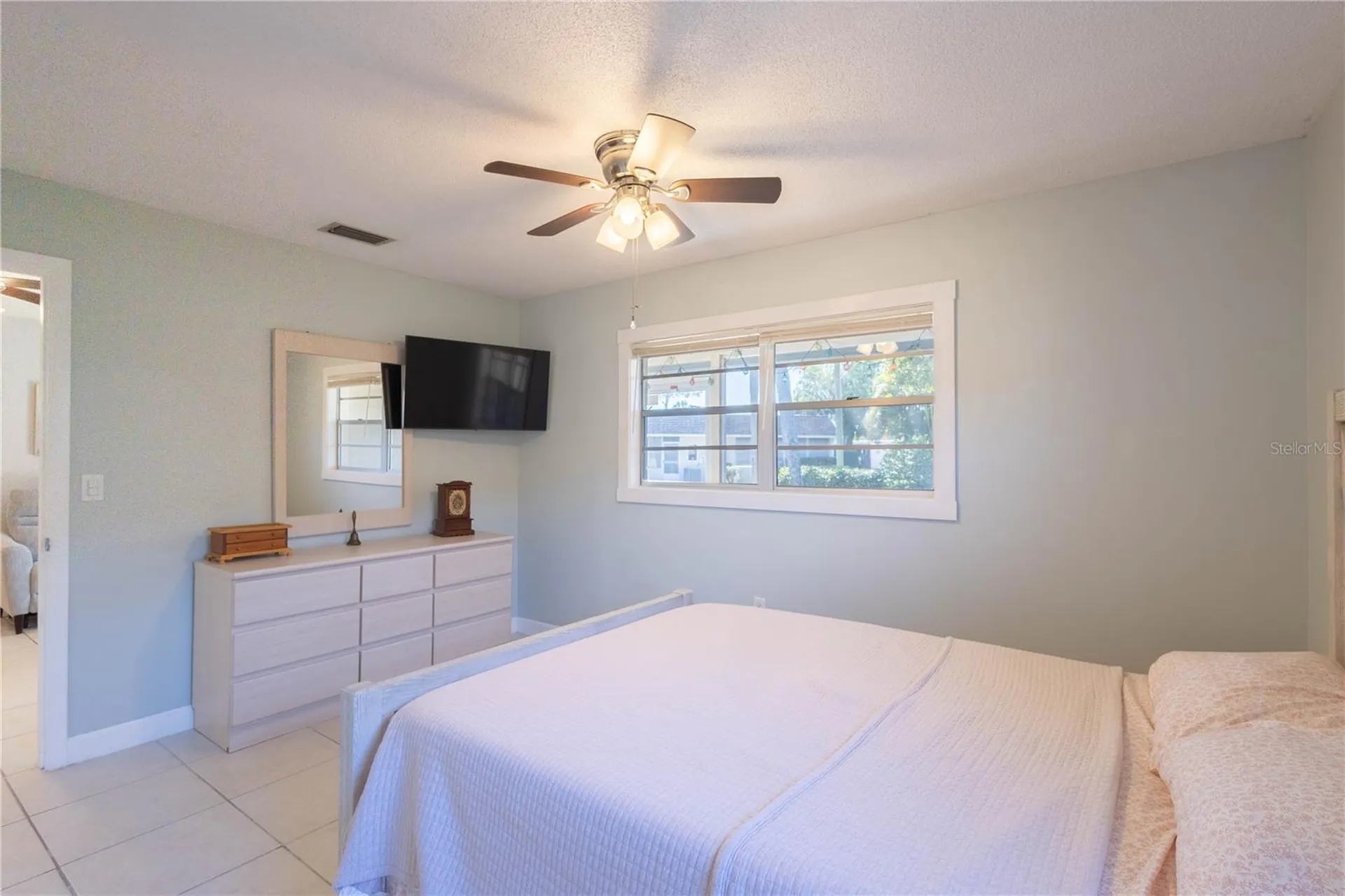676 Park Circle Bradenton FL 34207