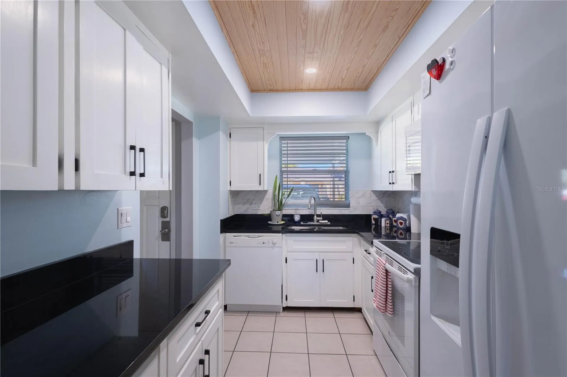 676 Park Circle Bradenton FL 34207