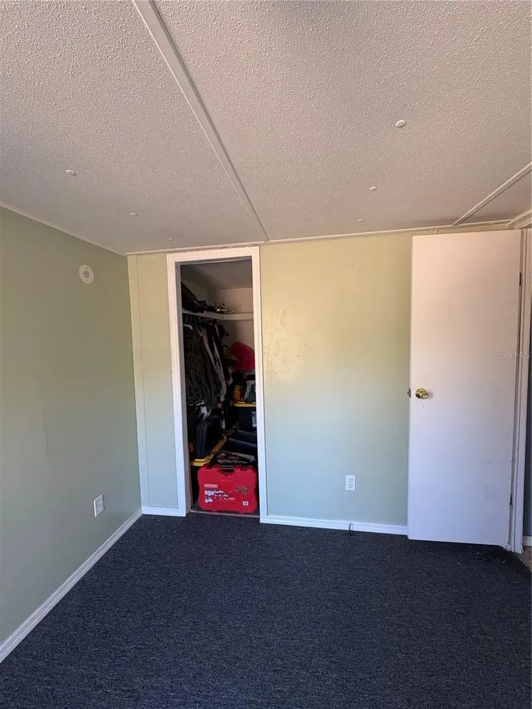 41700 Shadow Deland FL 32720