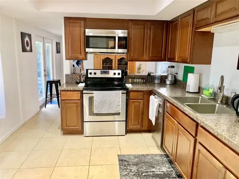 1658 NW 22nd Circle Gainesville FL 32605