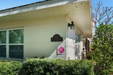 1121 Beach Drive NE St Petersburg FL 33701