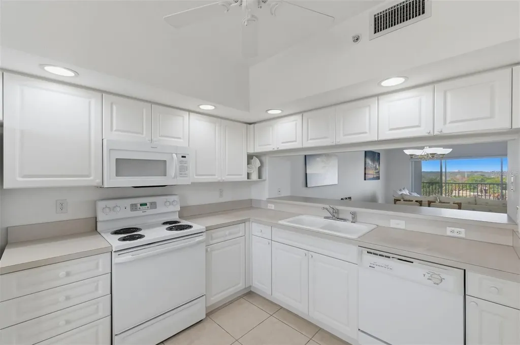 1200 Country Club Drive Largo FL 33771
