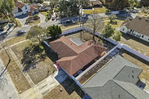 7002 Crestlake Drive Orlando FL 32819