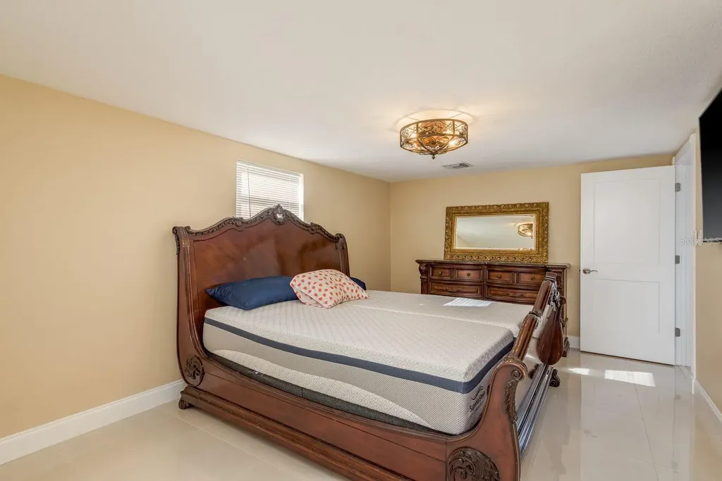 3339 Honeymoon Lane Holiday FL 34691