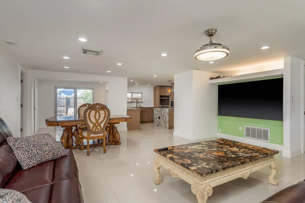 3339 Honeymoon Lane Holiday FL 34691