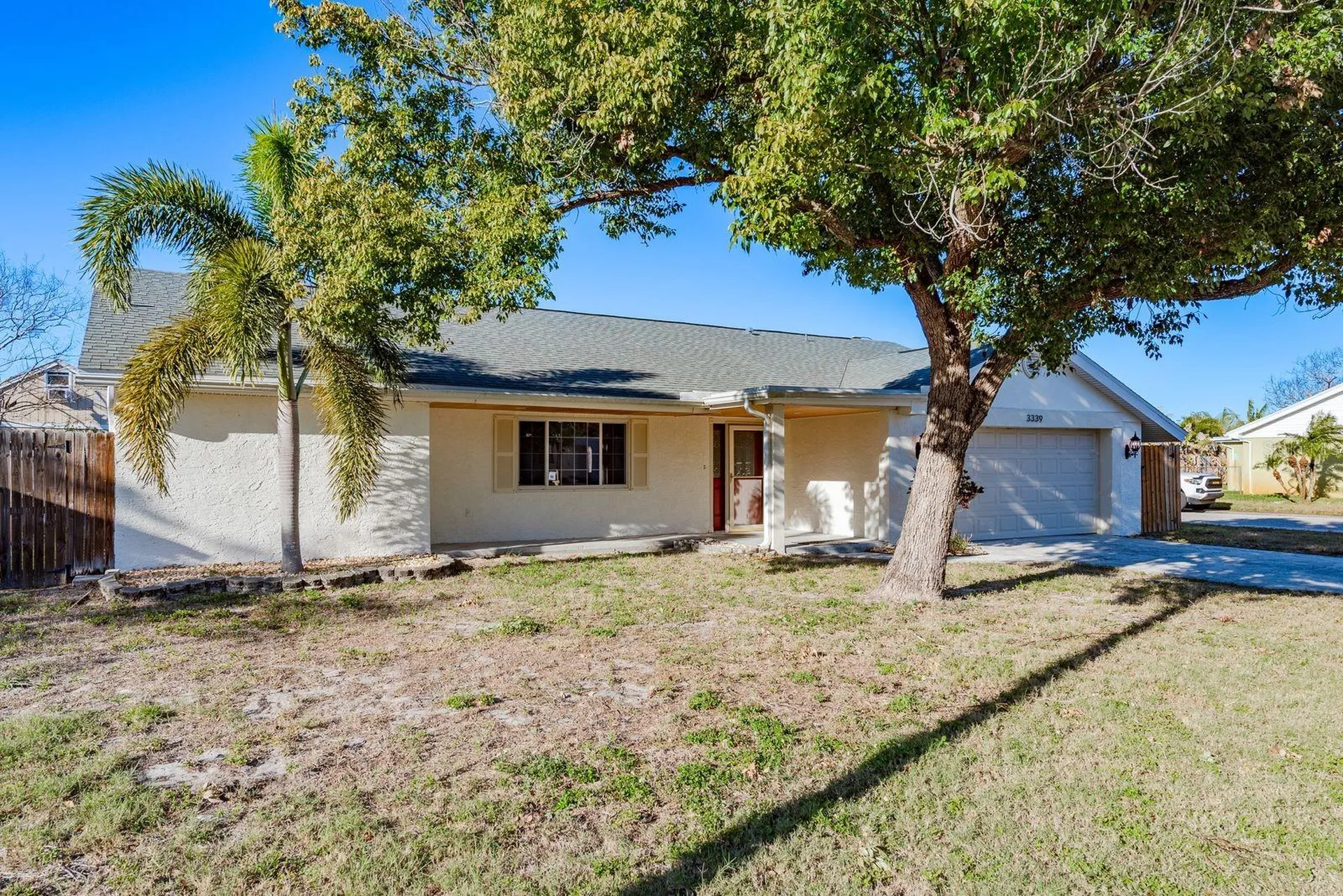 3339 Honeymoon Lane Holiday FL 34691