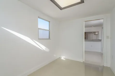 3339 Honeymoon Lane Holiday FL 34691