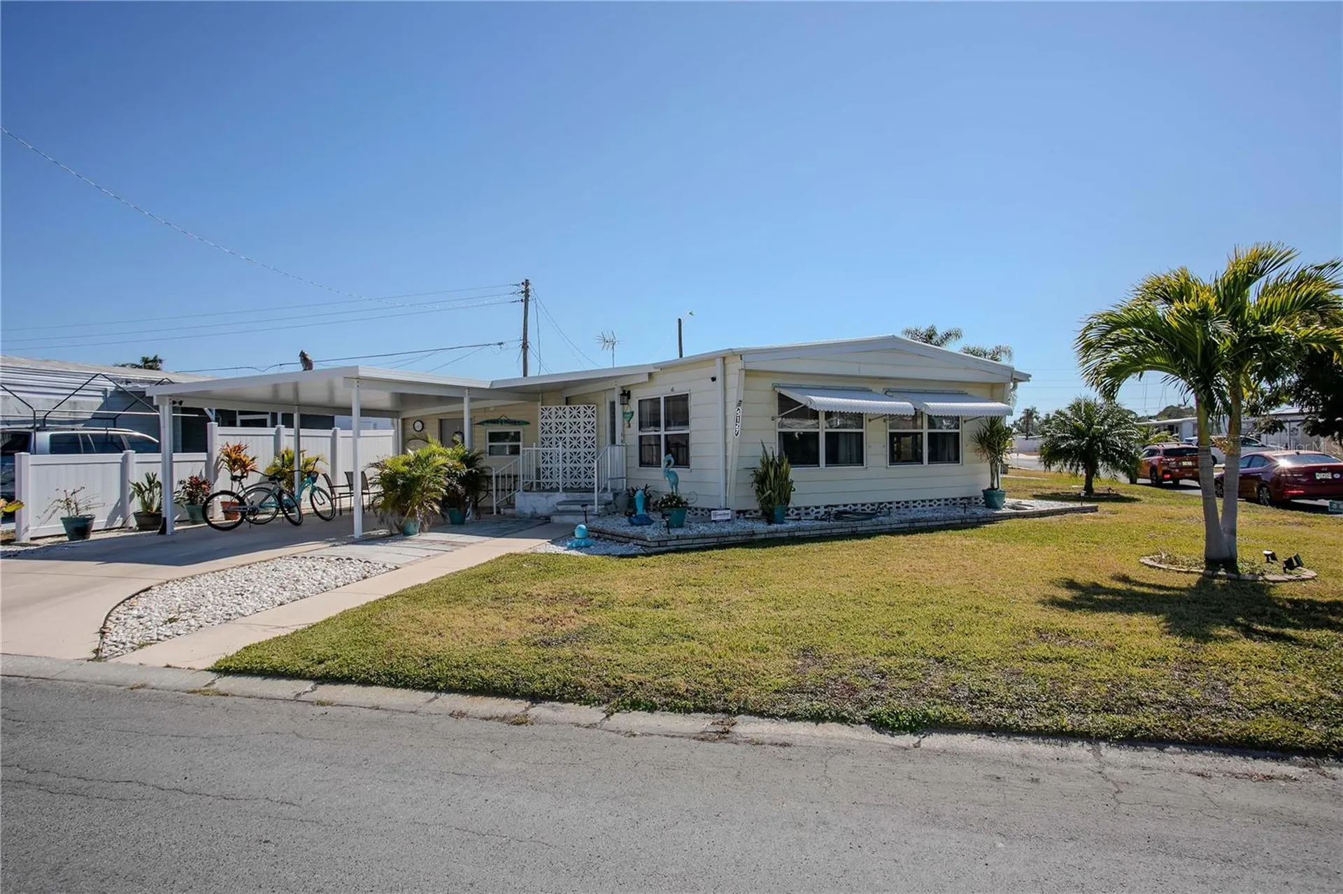 5127 8th Street W Bradenton FL 34207