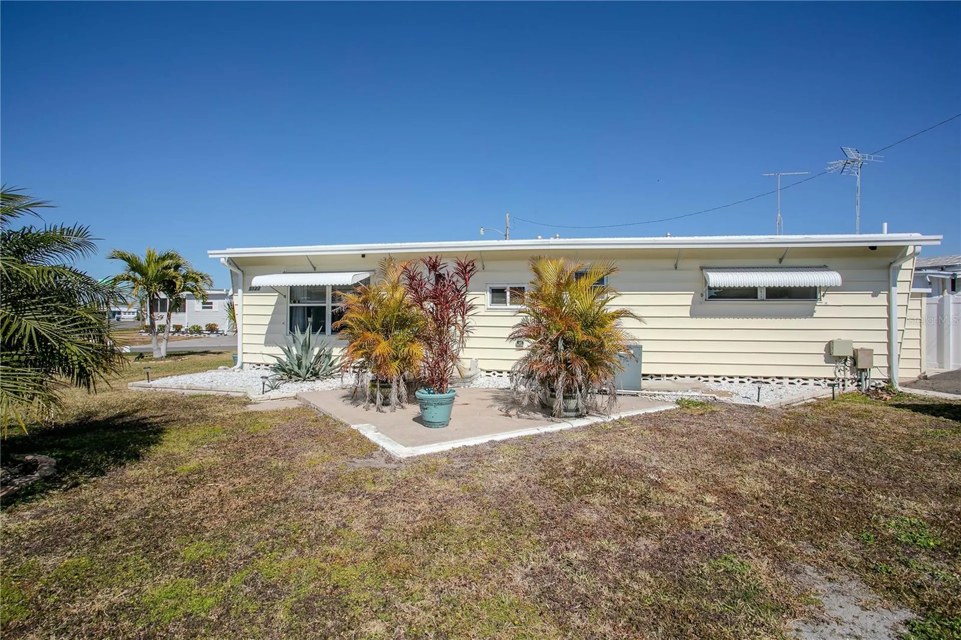 5127 8th Street W Bradenton FL 34207