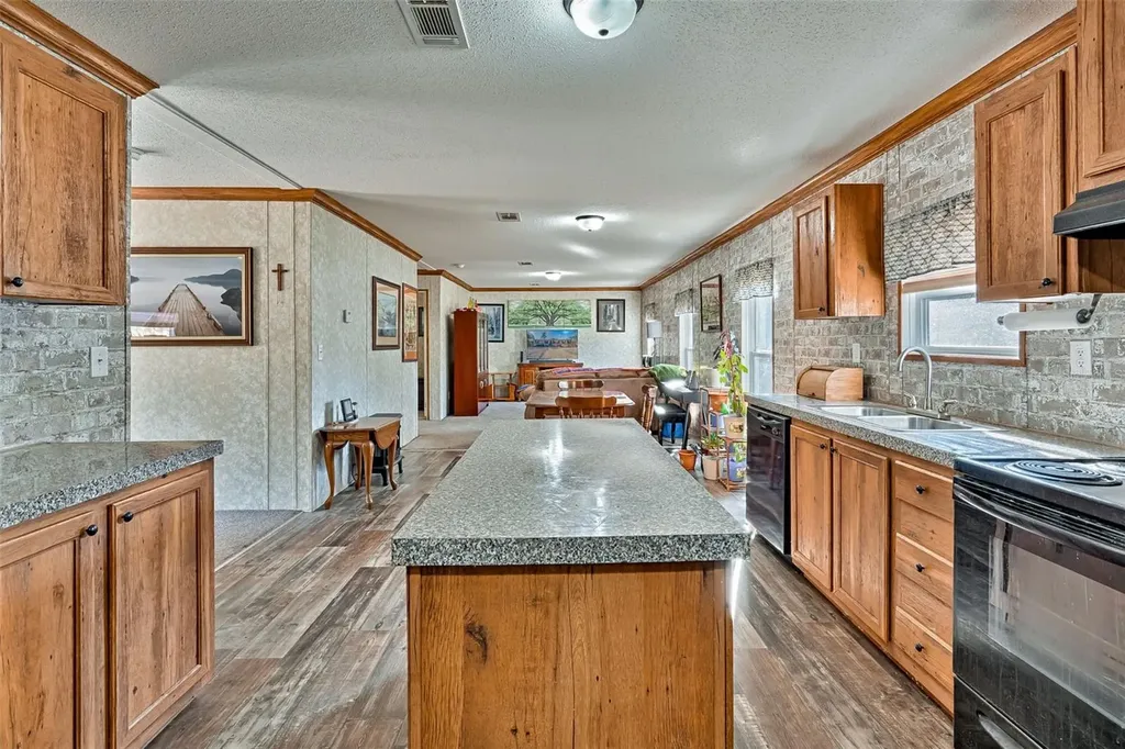 152 Piper Drive Hawthorne FL 32640