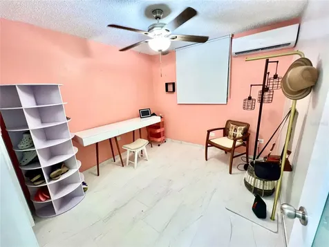 B8 Calle 8 Lago Urb Altamira Fajardo PR 00738