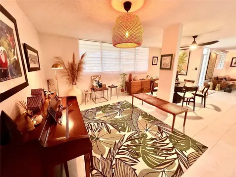 B8 Calle 8 Lago Urb Altamira Fajardo PR 00738