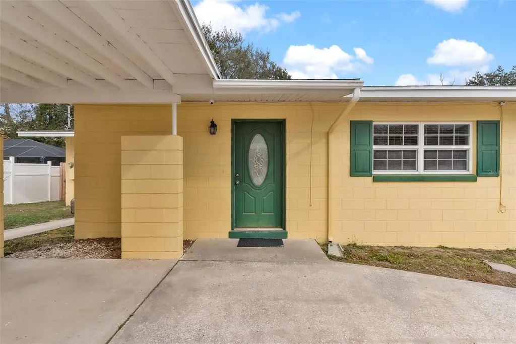 6842 Fern Circle Leesburg FL 34748